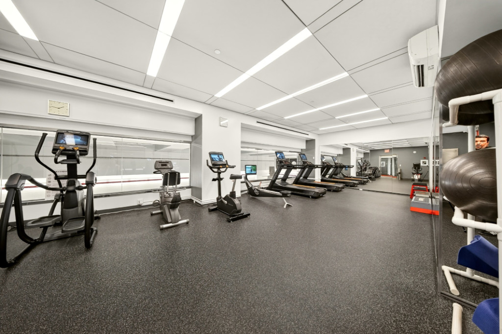 161 W 61st Street 4H