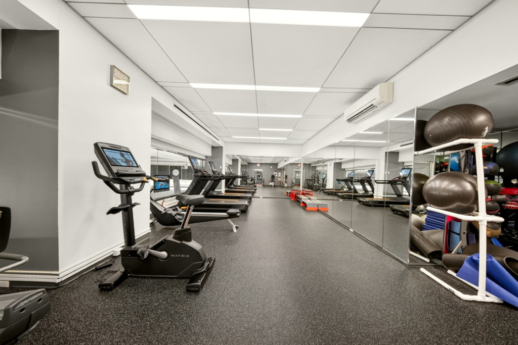 161 W 61st Street 4H