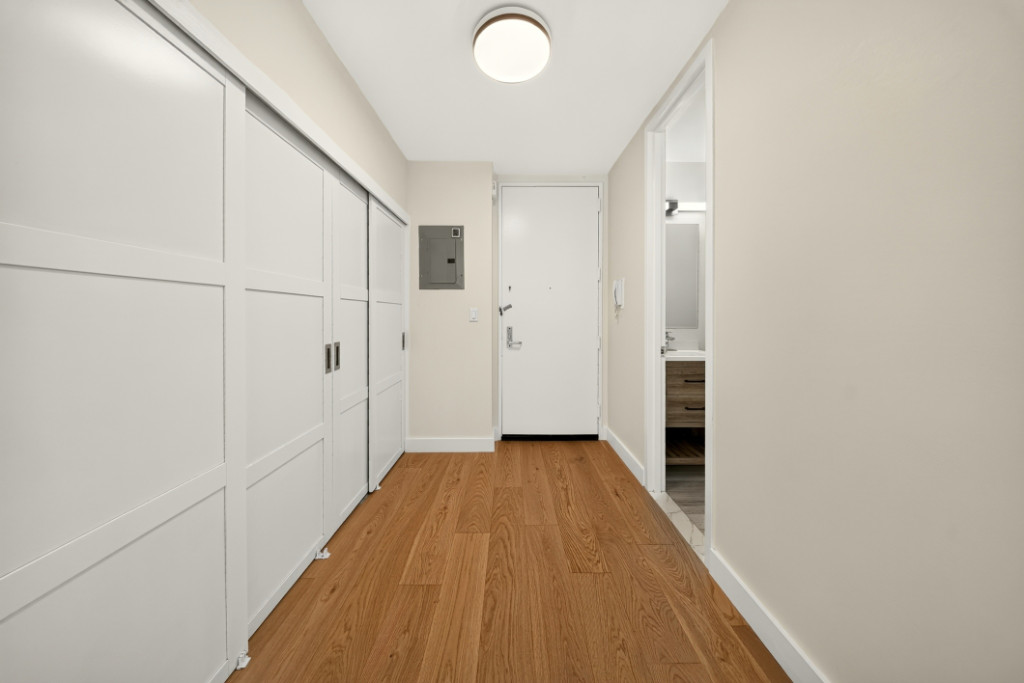 161 W 61st Street 4H