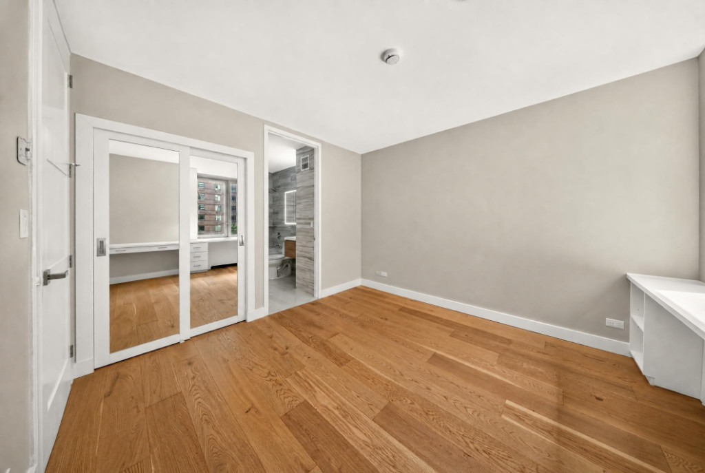 161 W 61st Street 4H