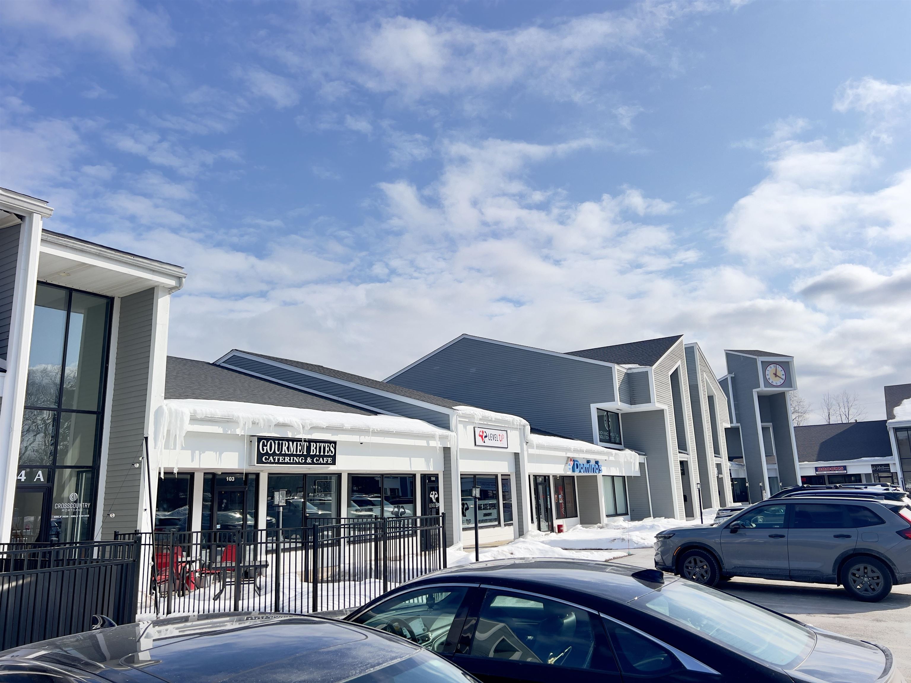 254 N Broadway Unit: 104