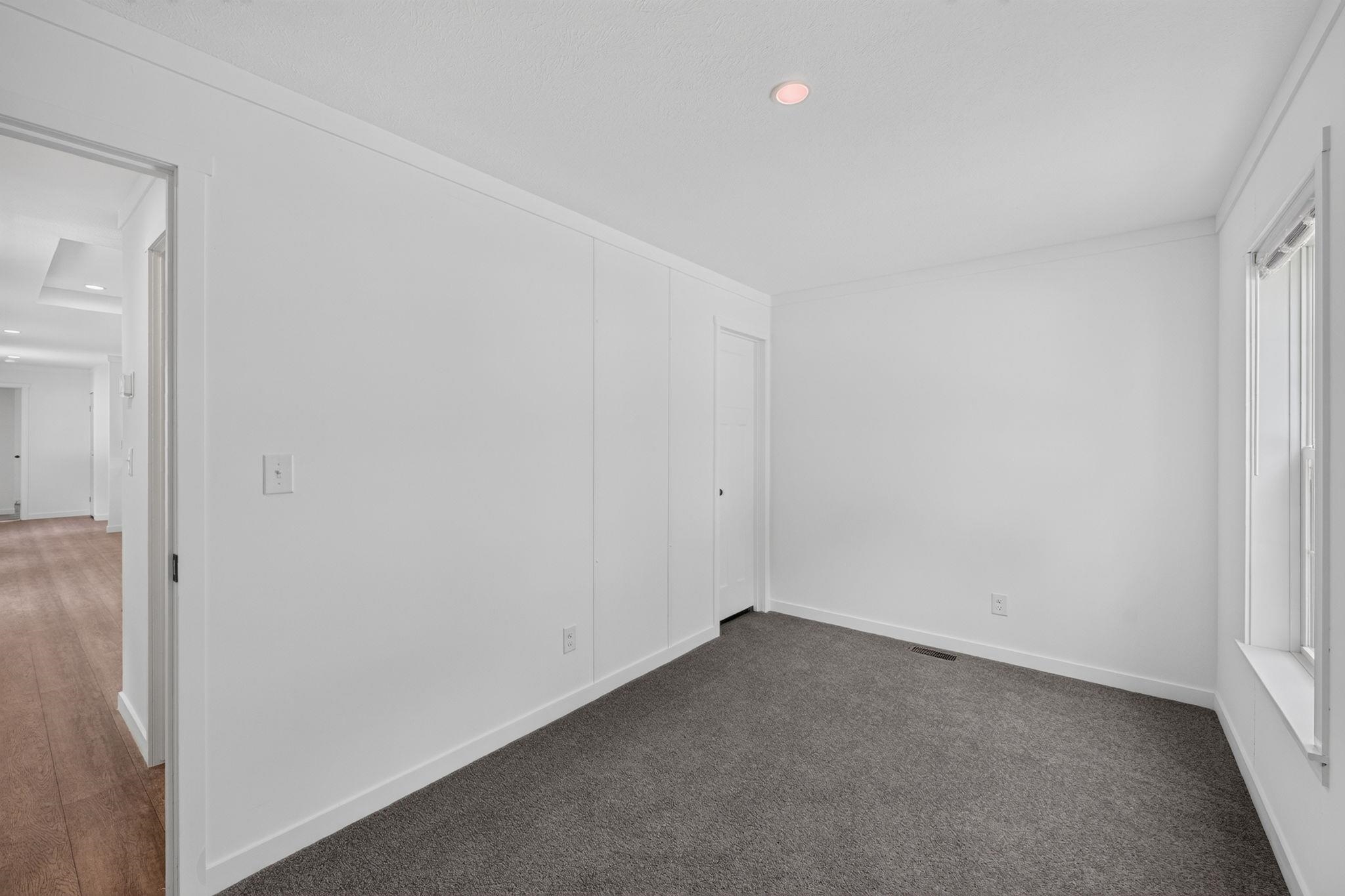 111 Old Brookline Road Unit: 2