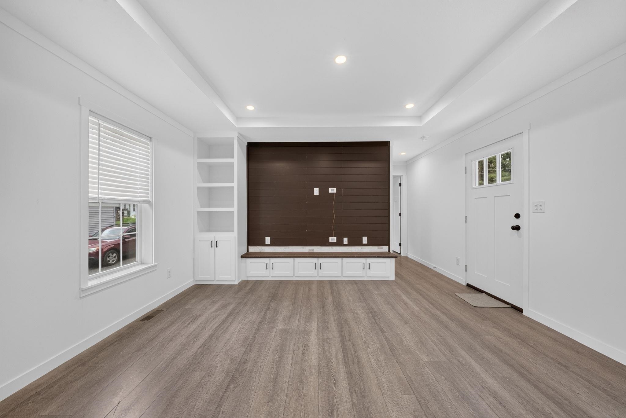 111 Old Brookline Road Unit: 2