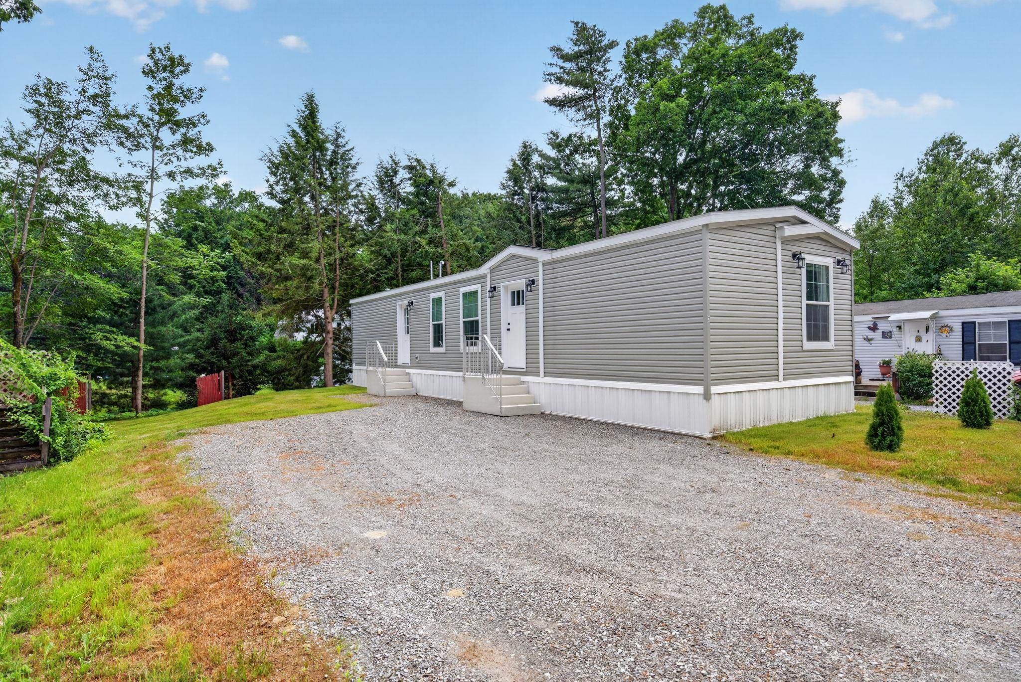 111 Old Brookline Road Unit: 2
