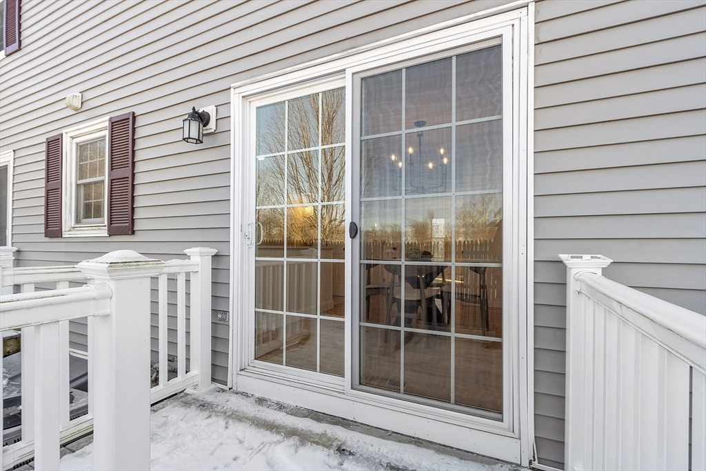 78 Swan Street # 213