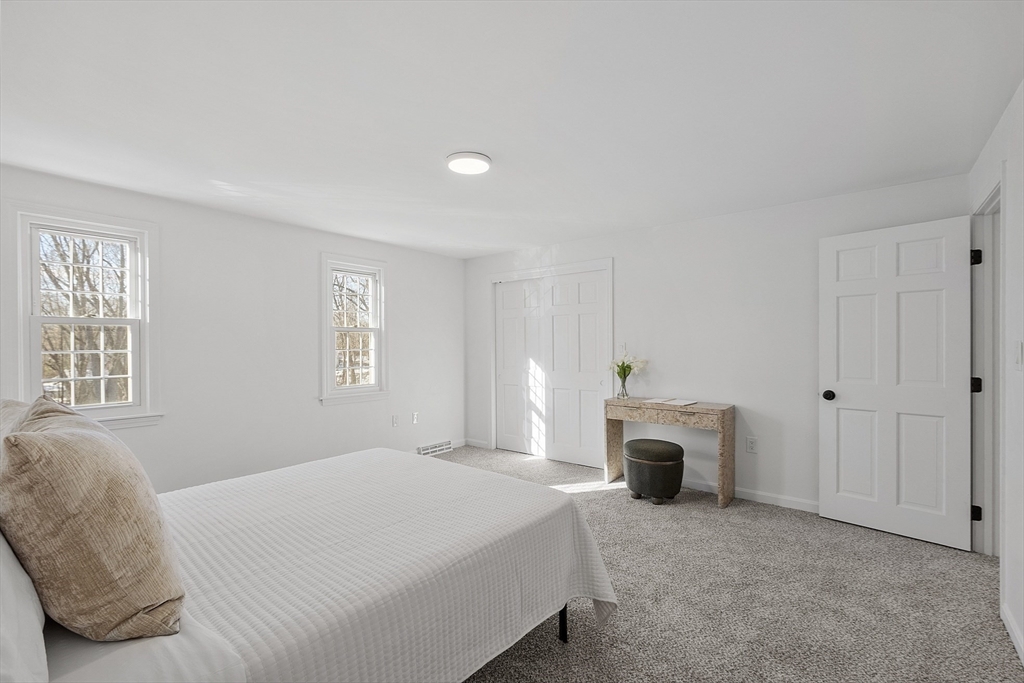 78 Swan Street # 213