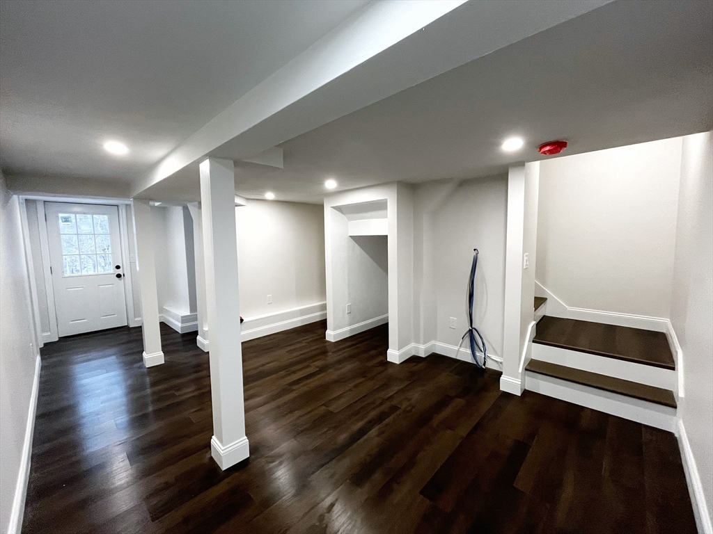 166 Leicester St