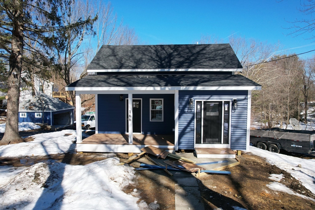 166 Leicester St