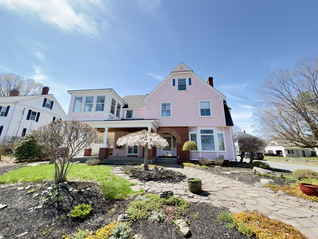 47 Salem St
