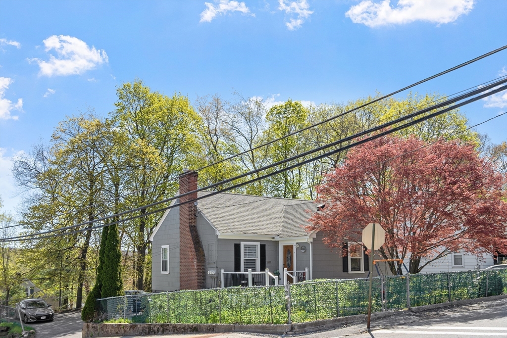 159 East St