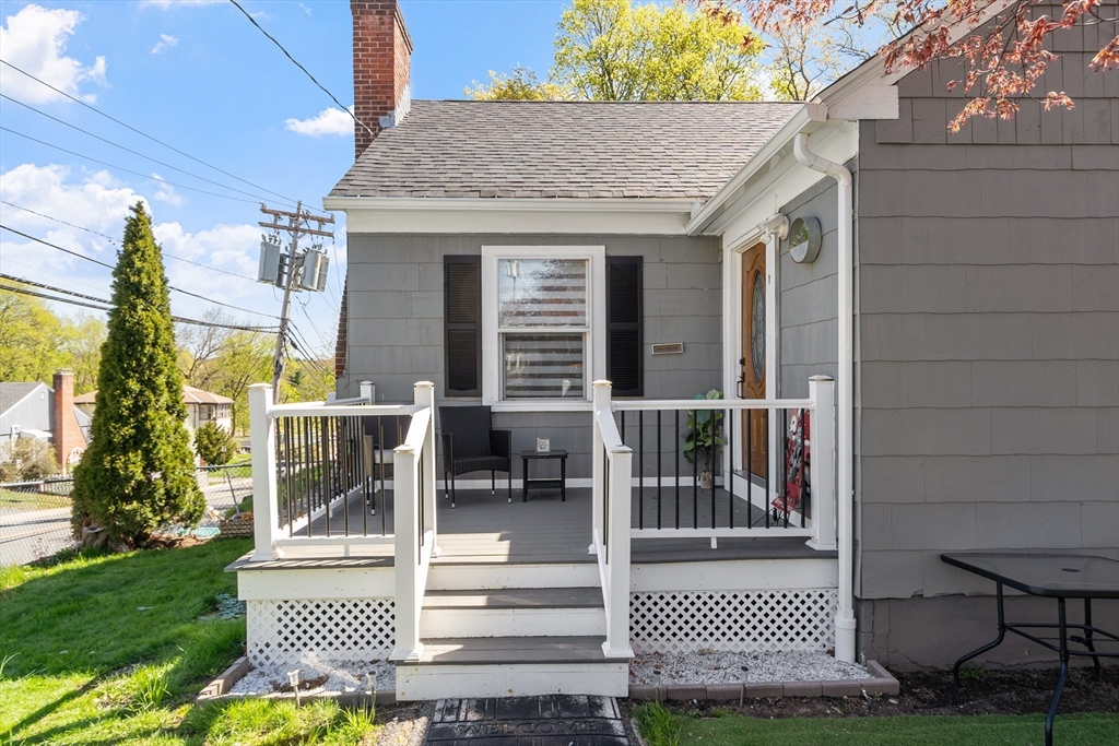 159 East St