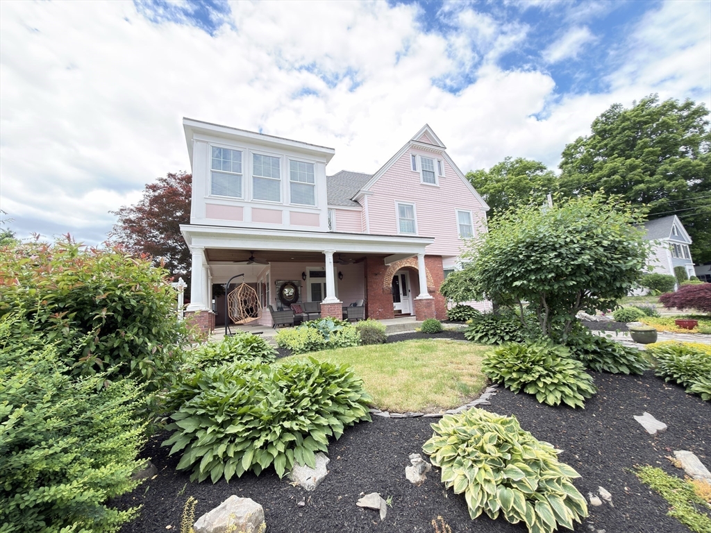 47 Salem St