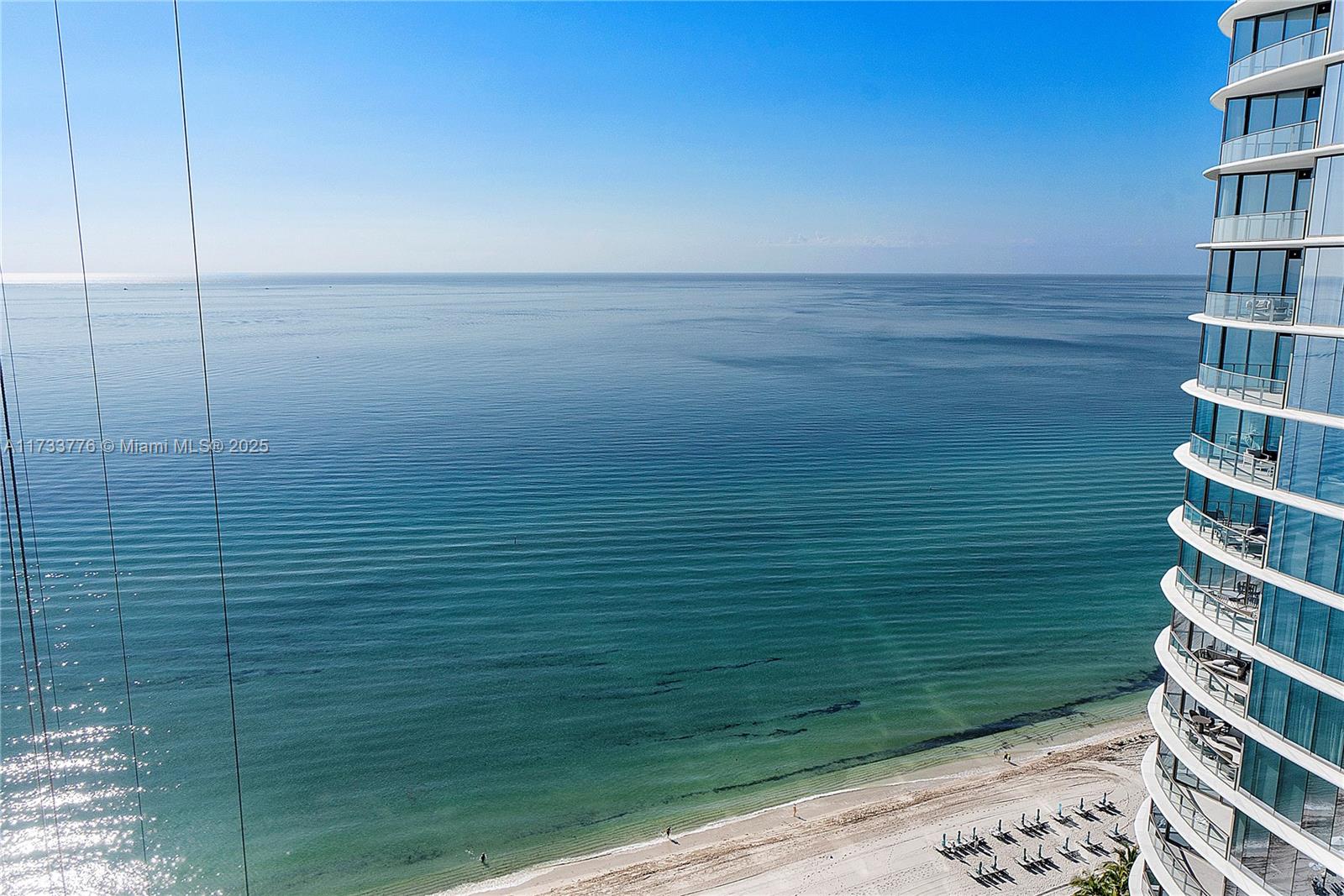 15811 Collins Ave # 2107
