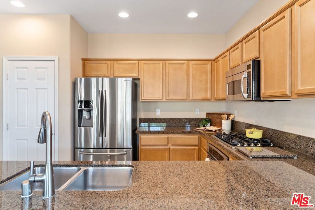 81910 Golden Star Way
