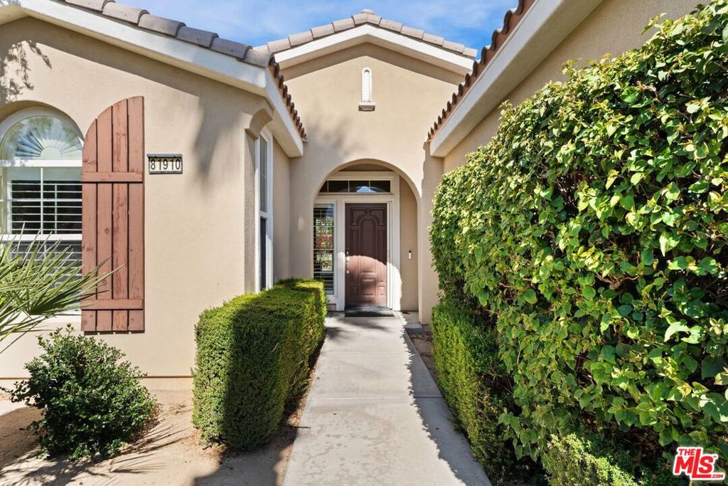 81910 Golden Star Way