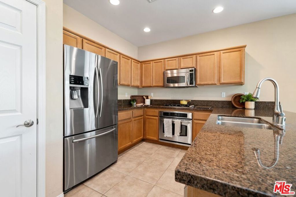 81910 Golden Star Way