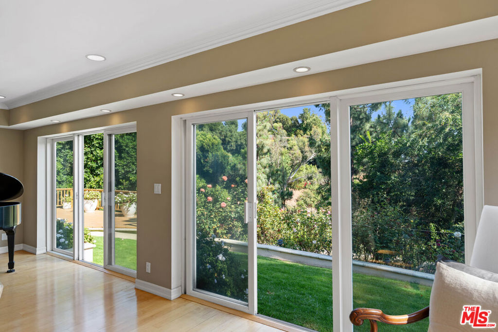12750 Mulholland Drive