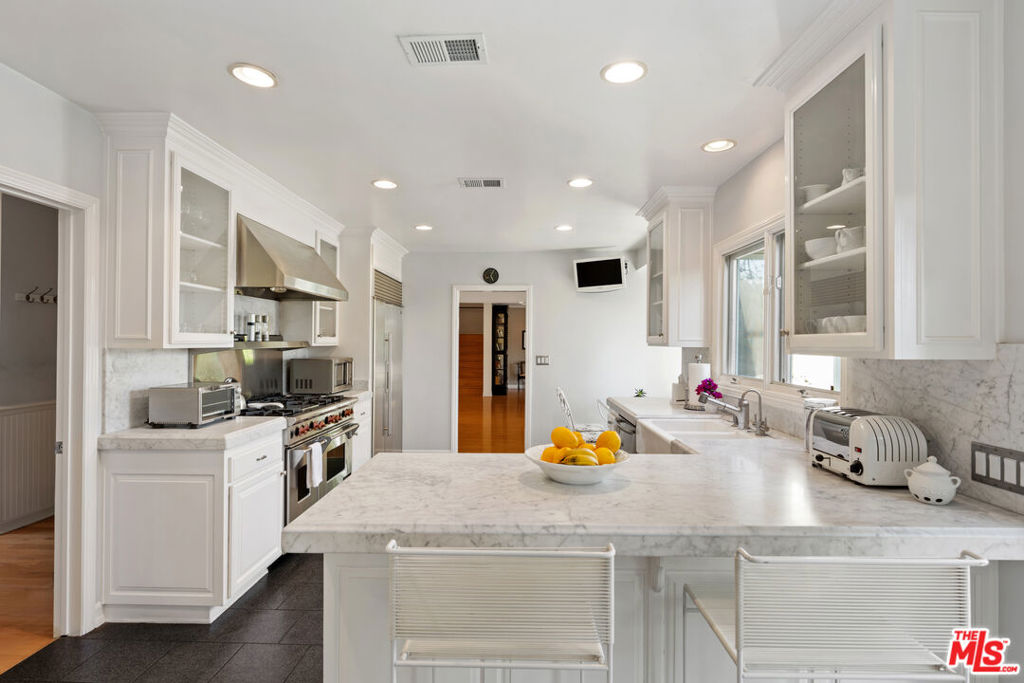 12750 Mulholland Drive