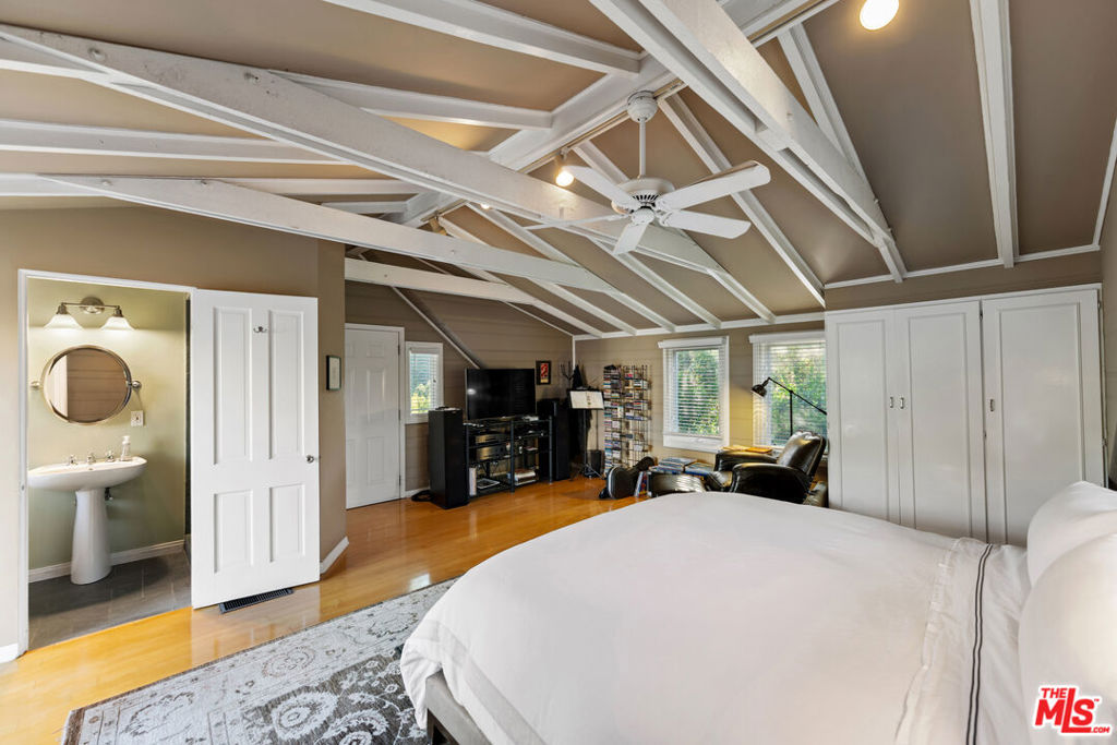 12750 Mulholland Drive