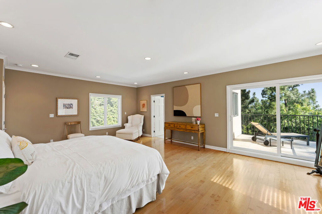 12750 Mulholland Drive