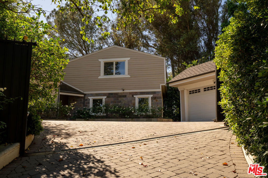 12750 Mulholland Drive