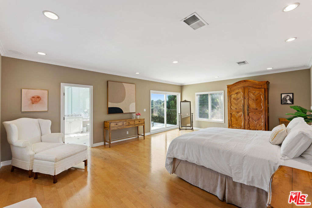 12750 Mulholland Drive