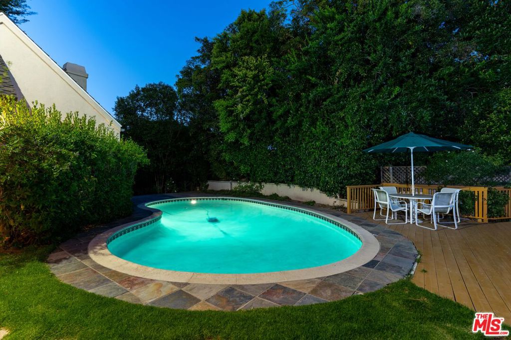 12750 Mulholland Drive