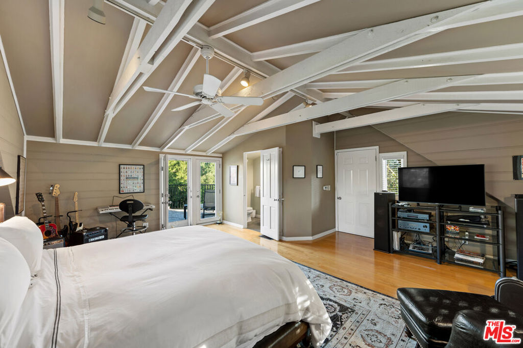 12750 Mulholland Drive