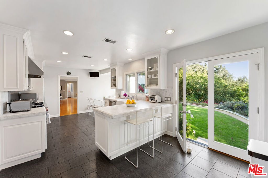 12750 Mulholland Drive