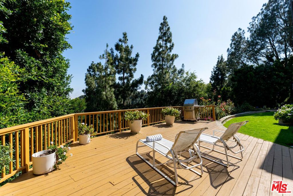 12750 Mulholland Drive