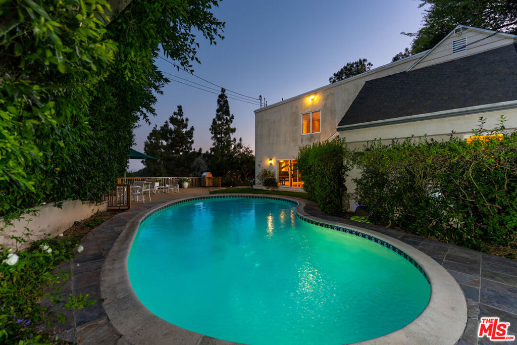 12750 Mulholland Drive