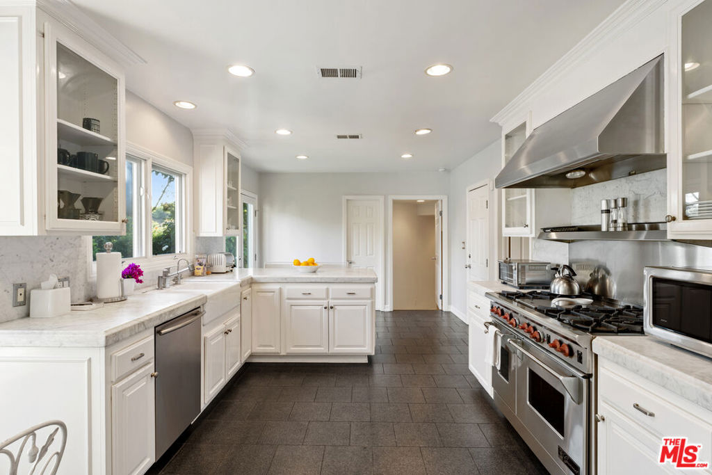 12750 Mulholland Drive