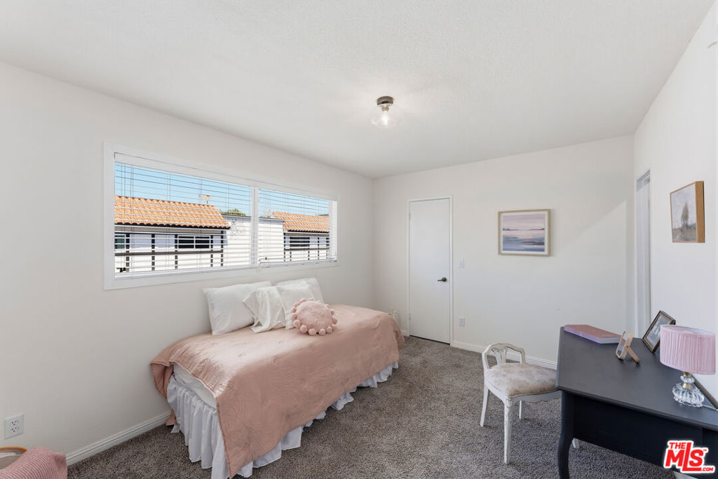 10030 Owensmouth Avenue 67