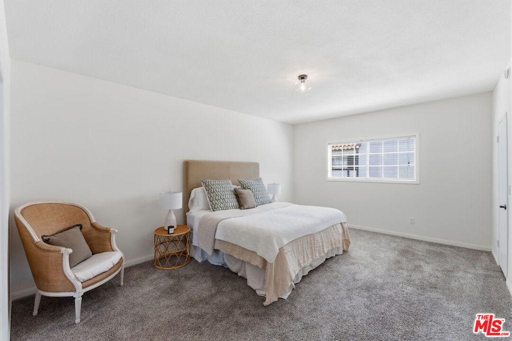 10030 Owensmouth Avenue 67