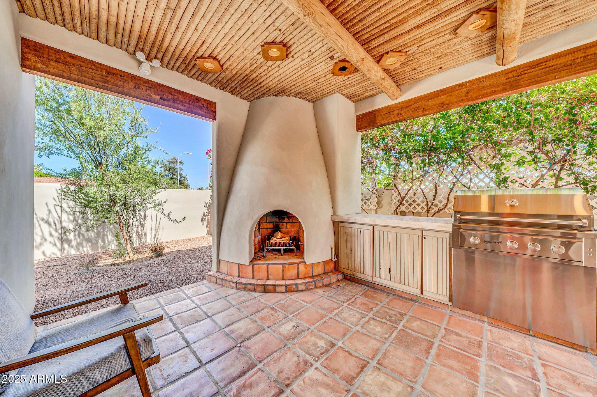 110 E Concorda Drive