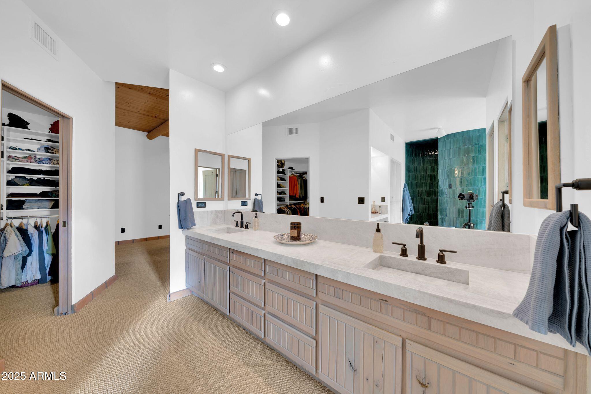 110 E Concorda Drive