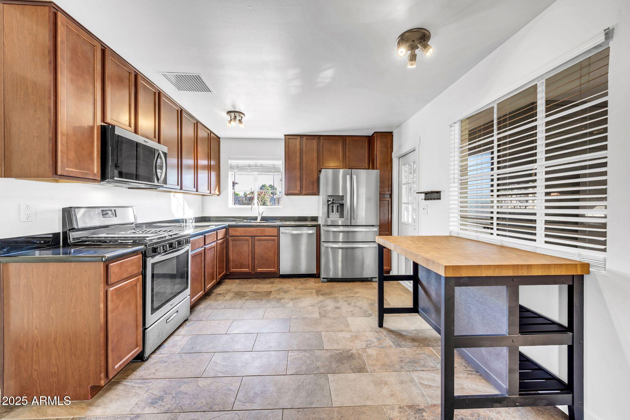 2607 N 51st Street