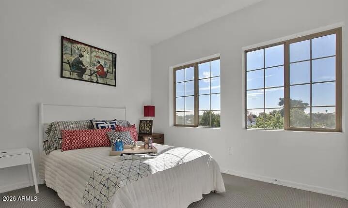 421 W 6th Street 1008
