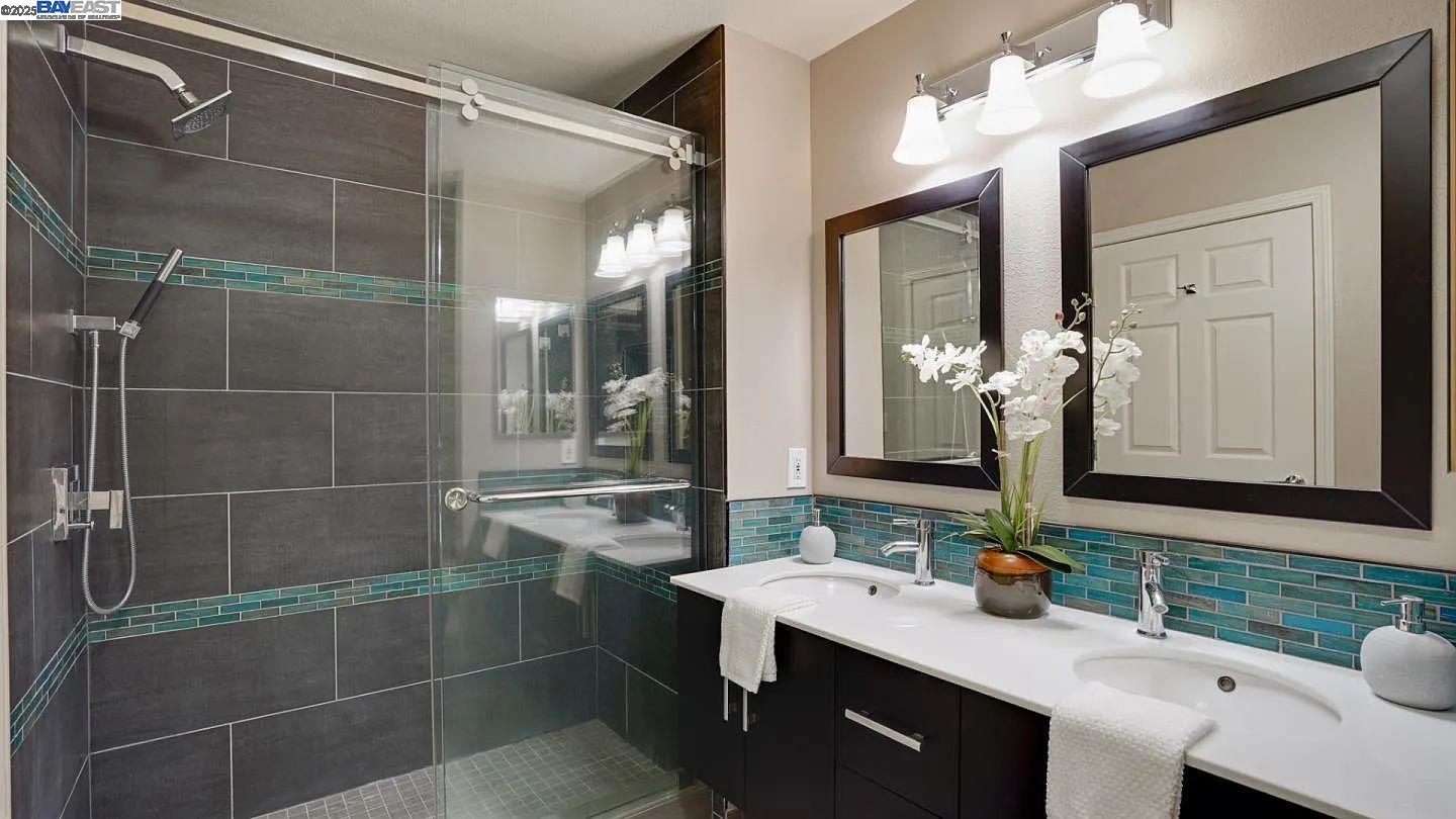 30 E Julian St # 217