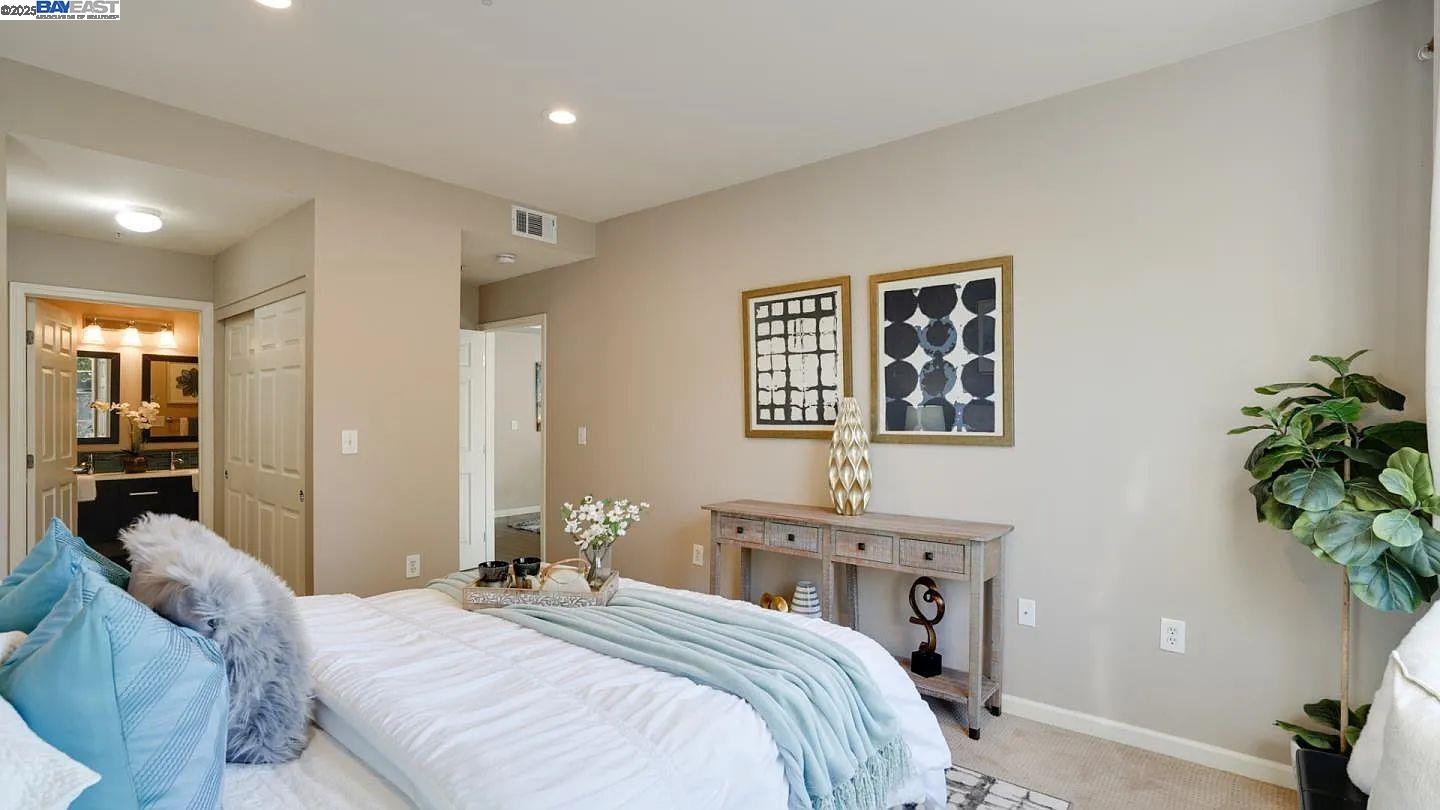 30 E Julian St # 217