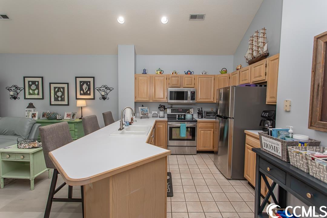 1221 Tidewater Dr. Unit: 822