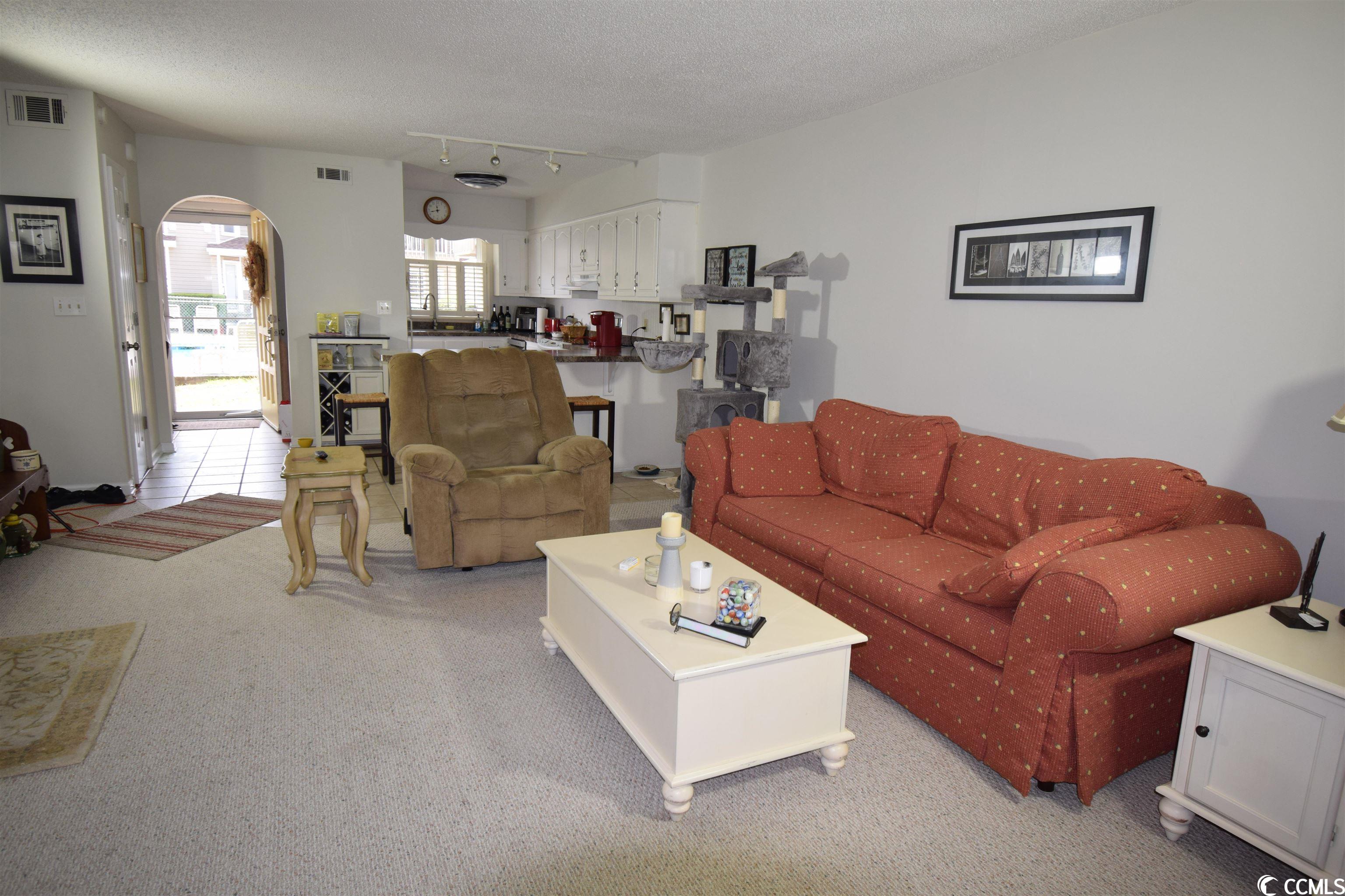 405 77th Ave. N Unit: 10