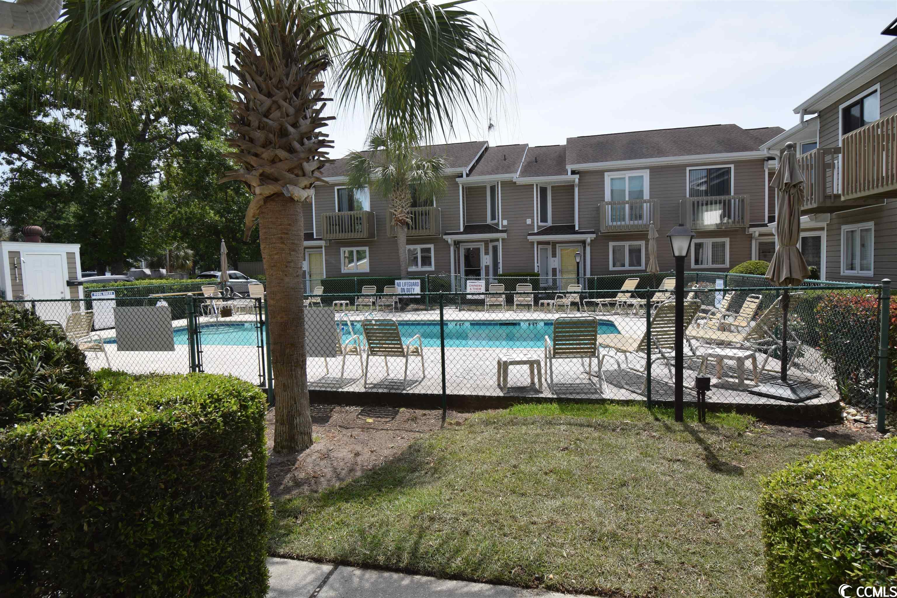 405 77th Ave. N Unit: 10