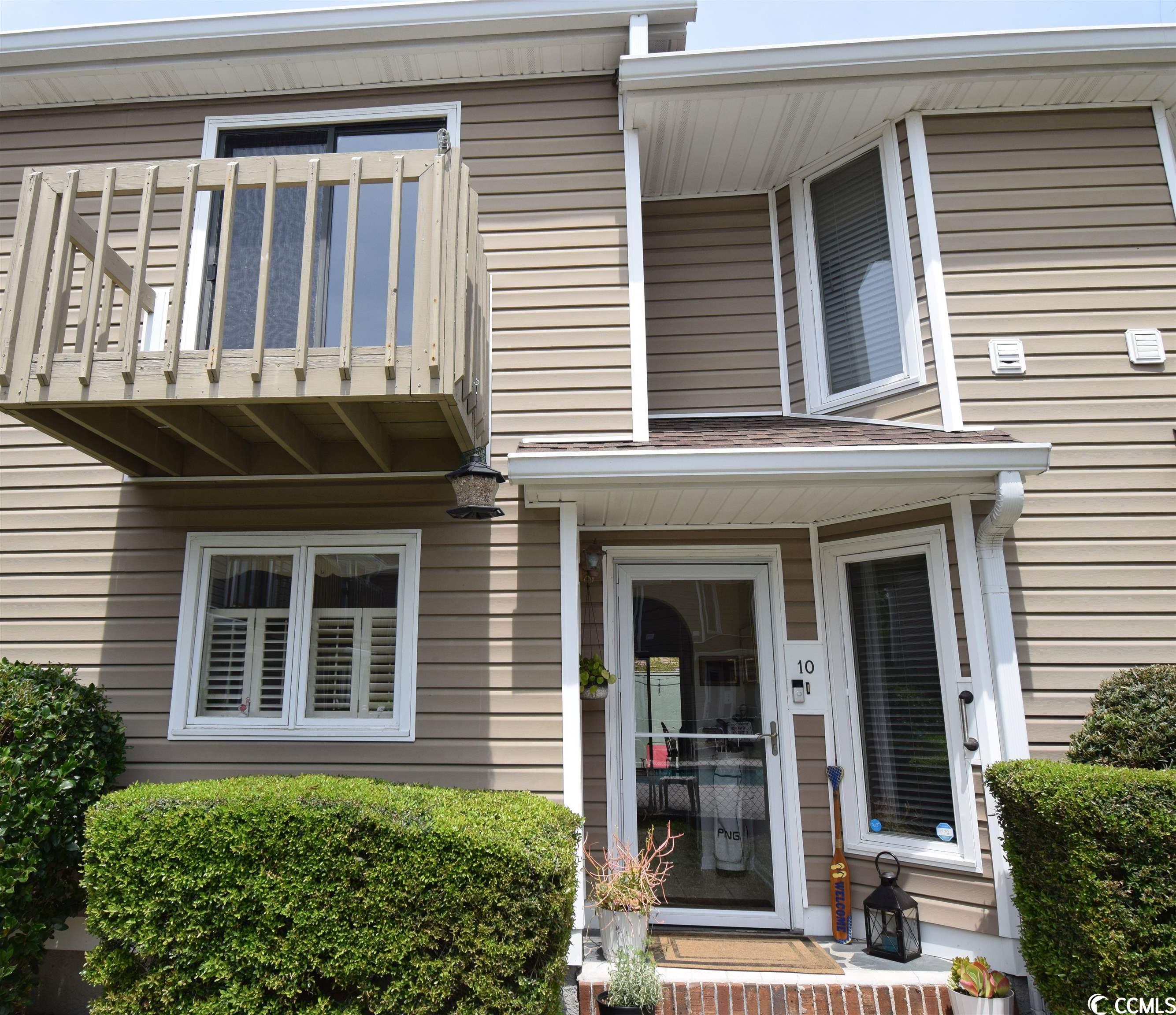 405 77th Ave. N Unit: 10