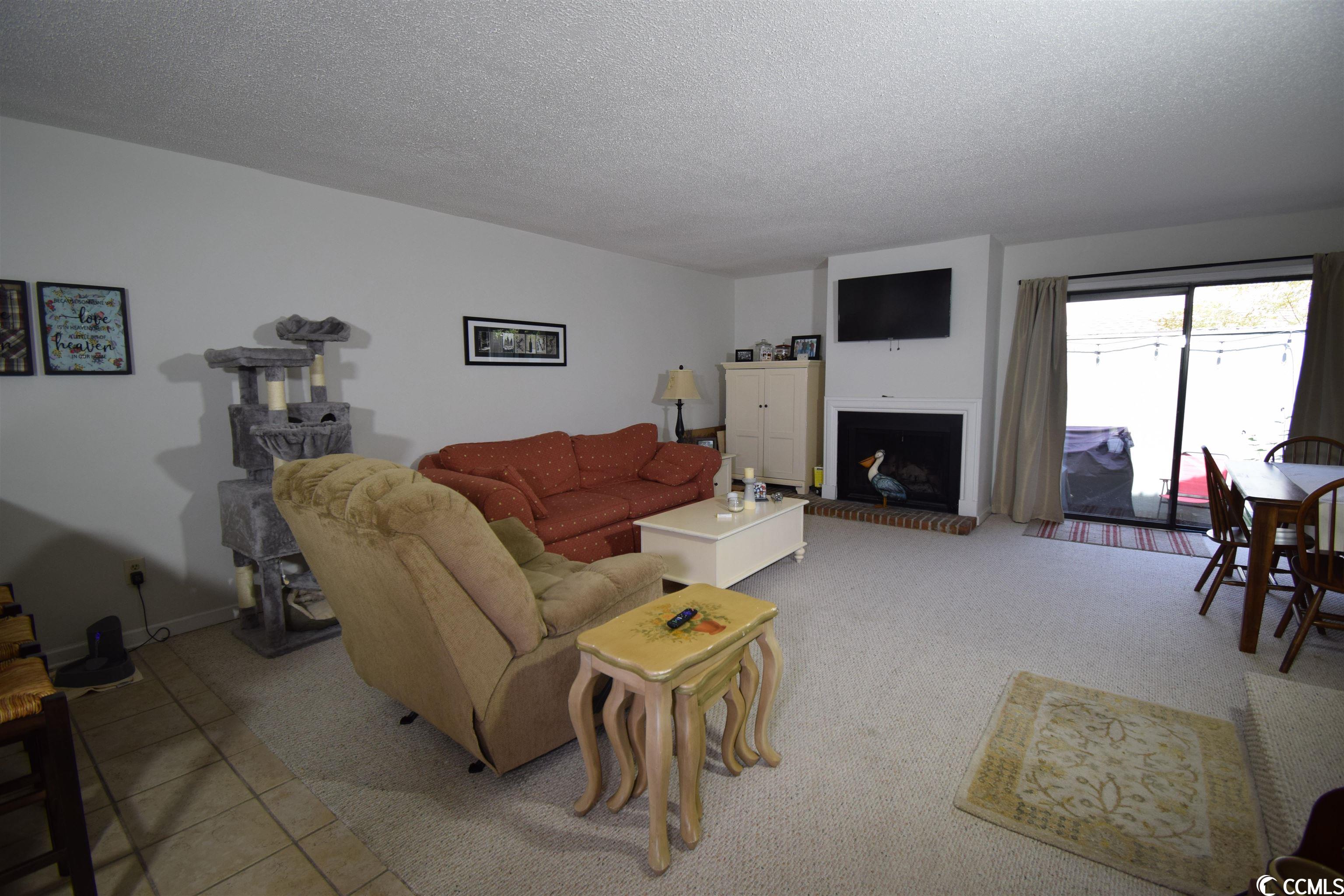 405 77th Ave. N Unit: 10