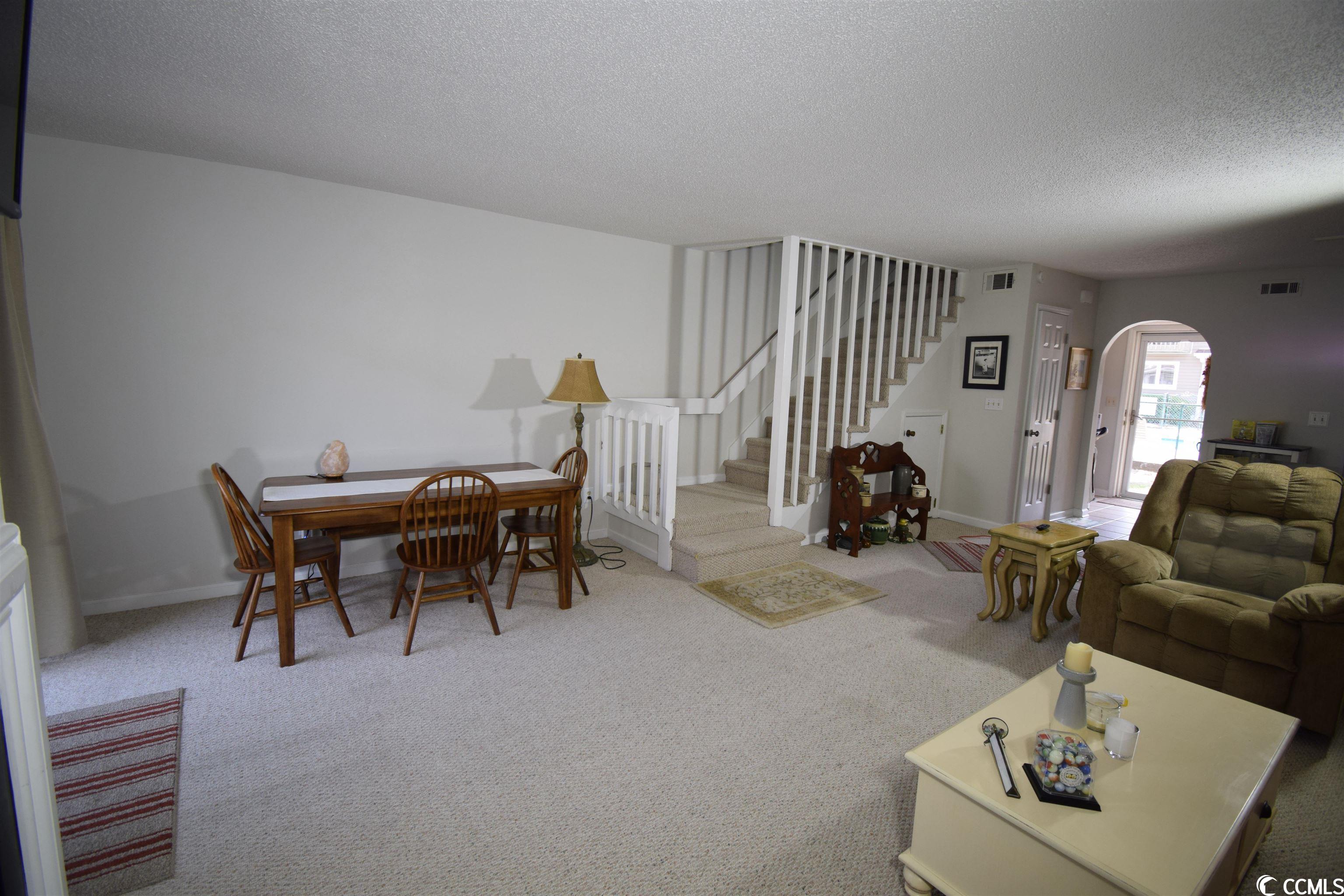 405 77th Ave. N Unit: 10