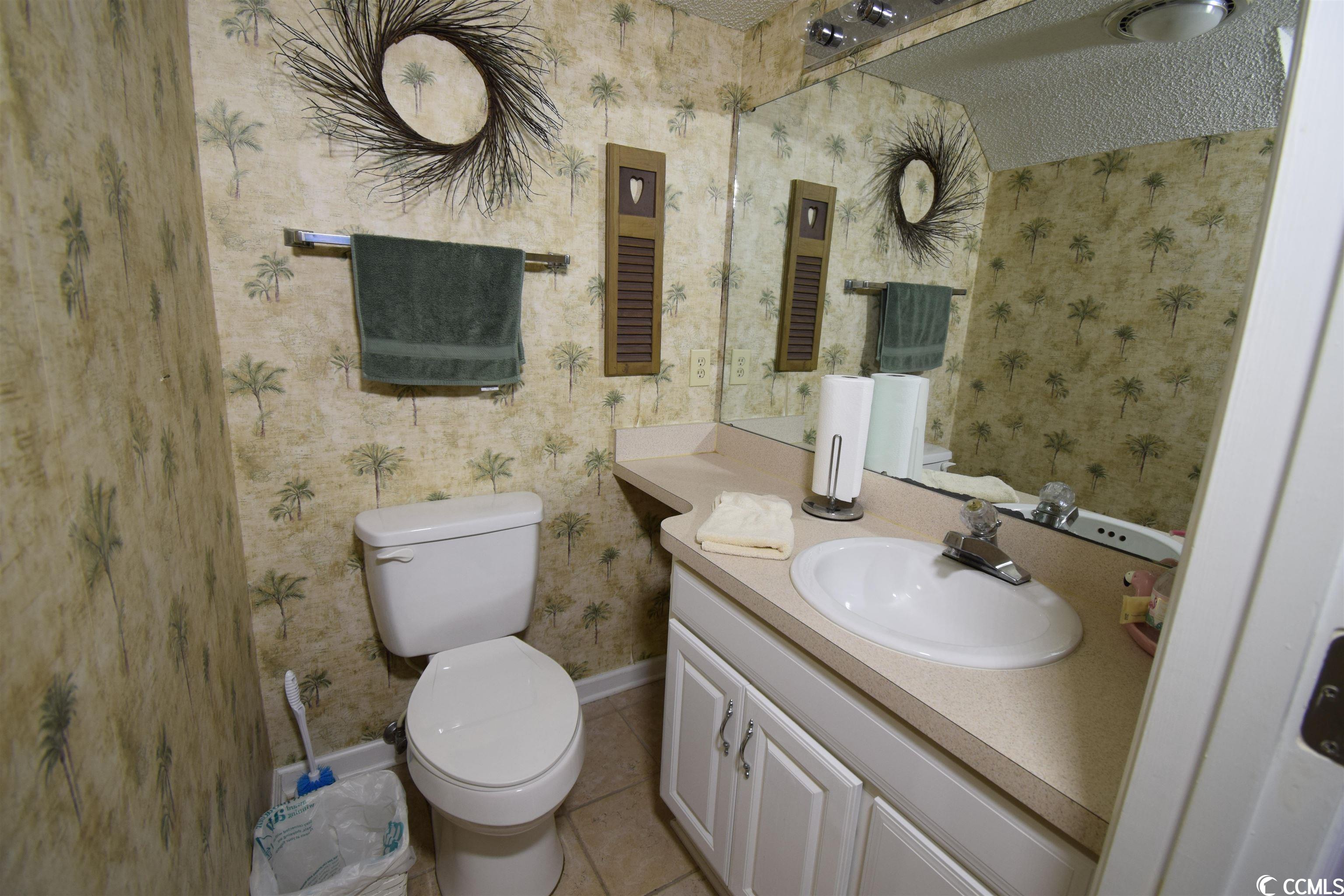 405 77th Ave. N Unit: 10