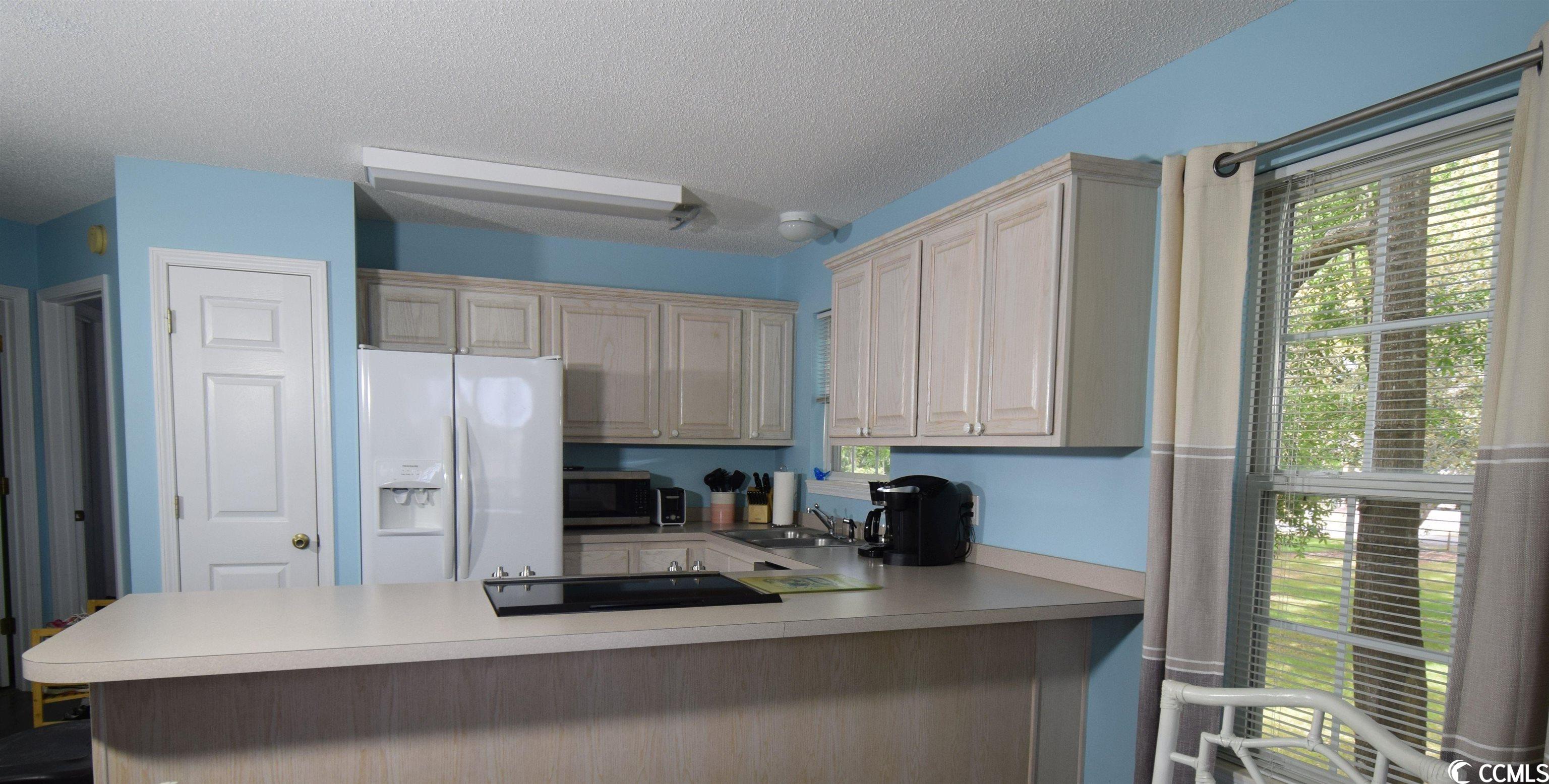 312 S Willow Dr. Unit: 3