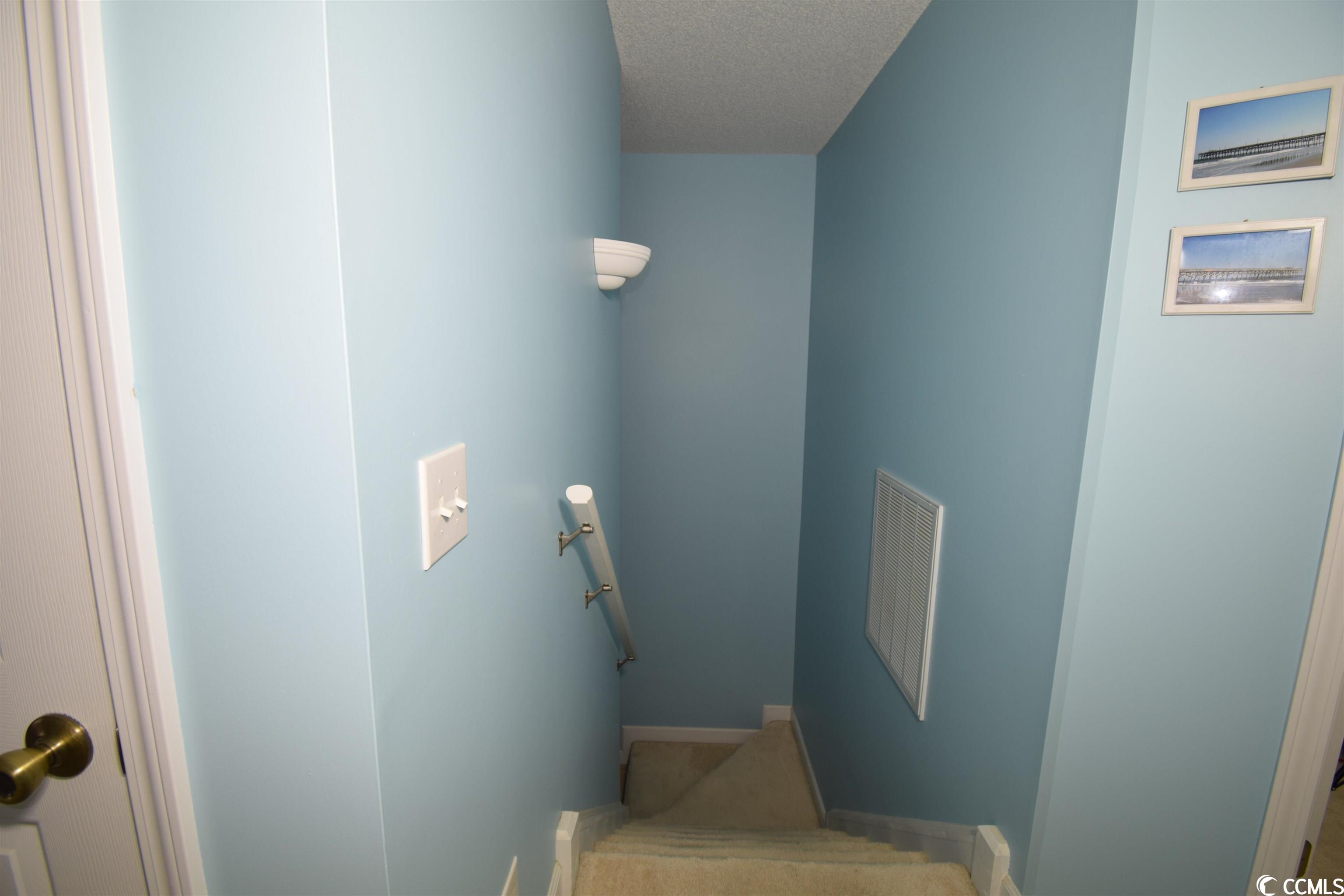 312 S Willow Dr. Unit: 3