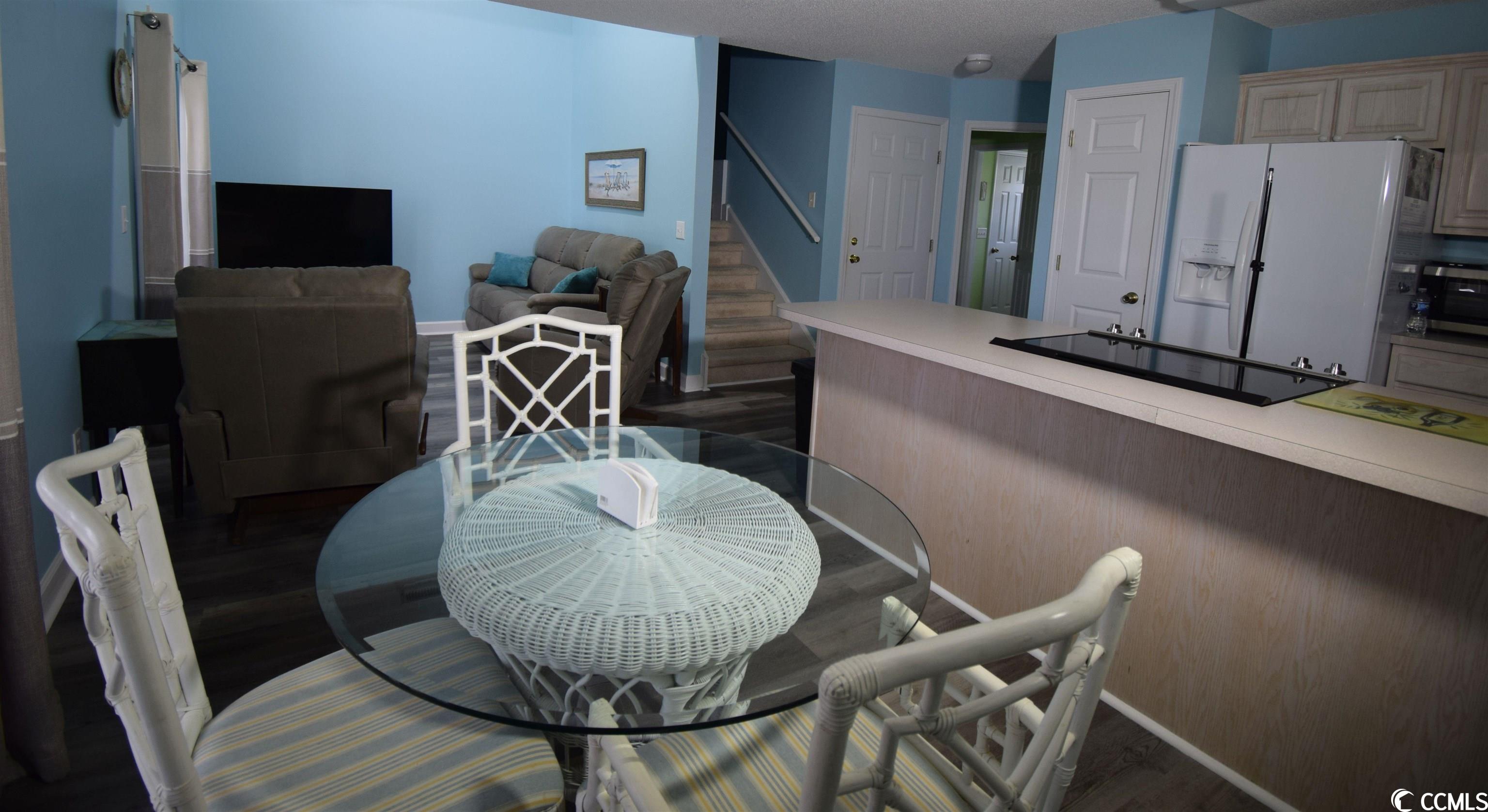 312 S Willow Dr. Unit: 3